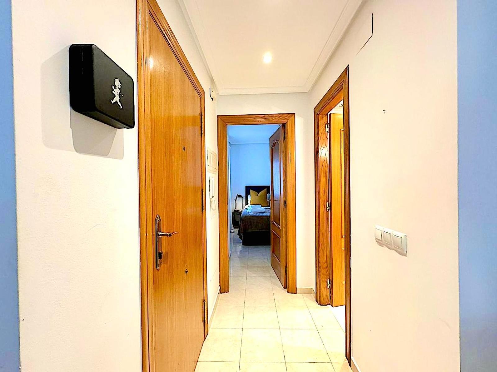 Atico Con Jacuzzi Privado , 1 Min Walk De Playa Levante 圣波拉 外观 照片