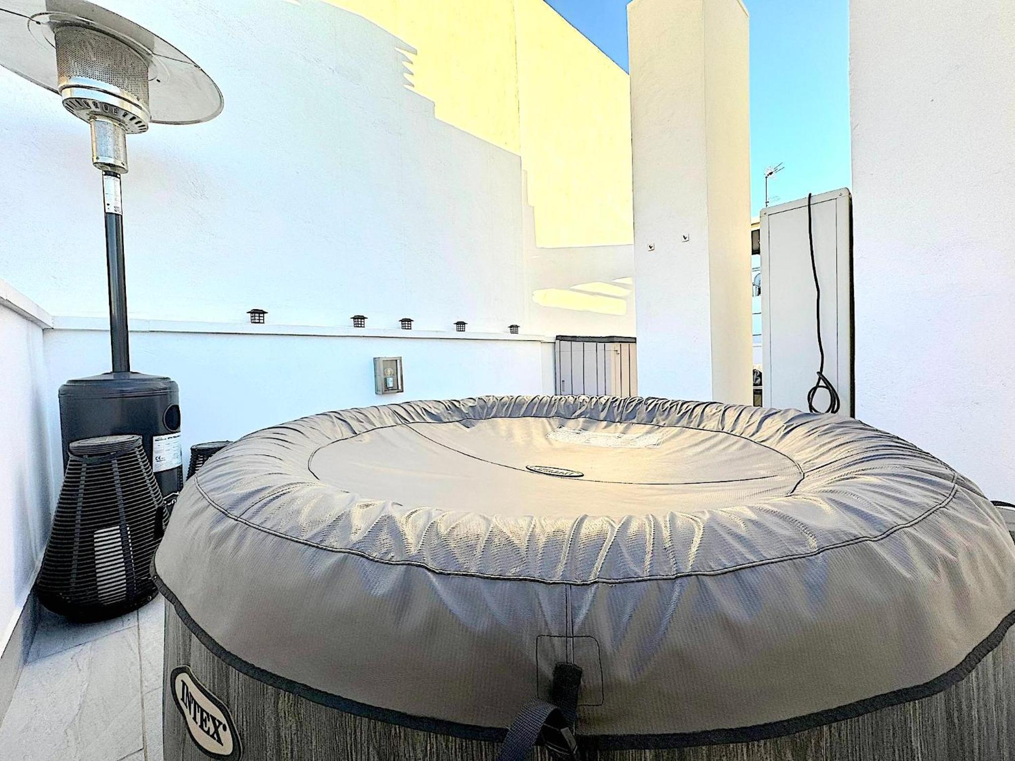 Atico Con Jacuzzi Privado , 1 Min Walk De Playa Levante 圣波拉 外观 照片